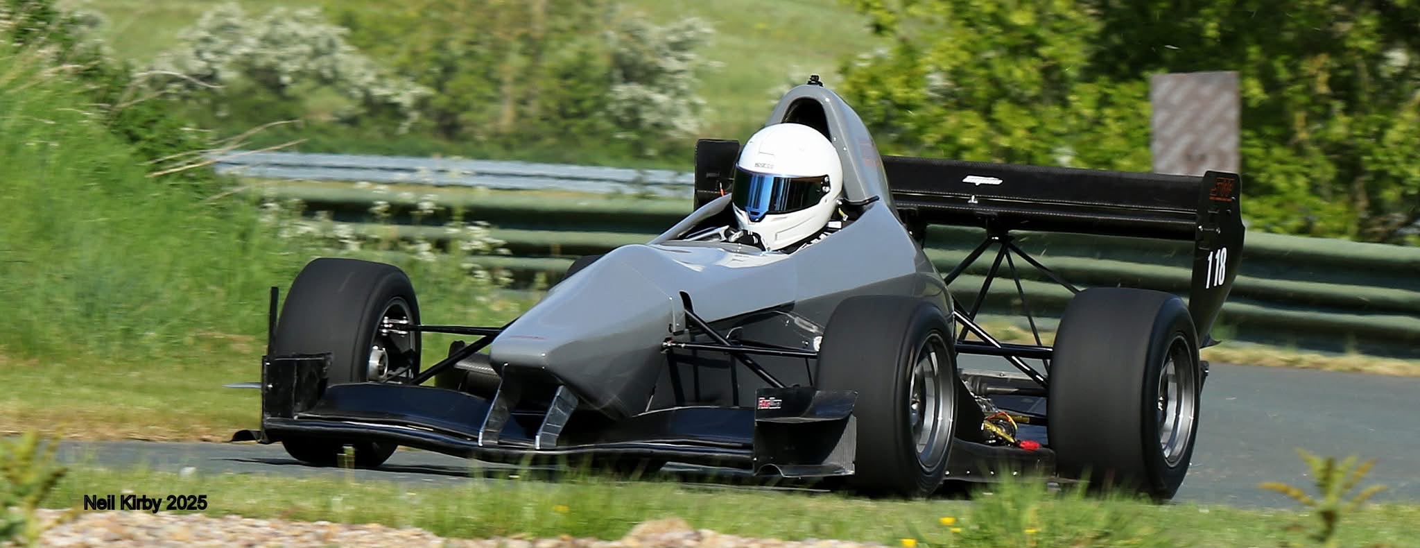 Rob Clarke competing in his grey Empire Evo 2